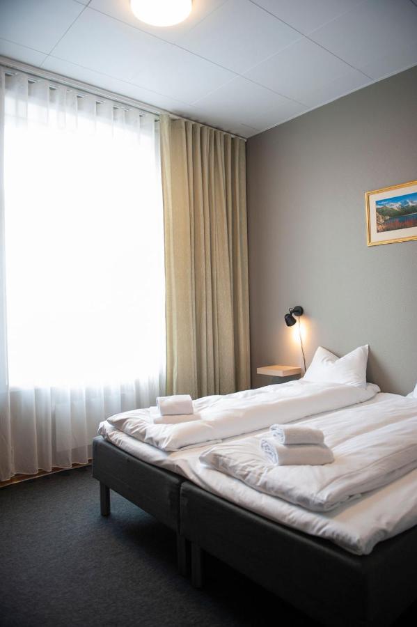 Henriks Hotell Σίεν Εξωτερικό φωτογραφία